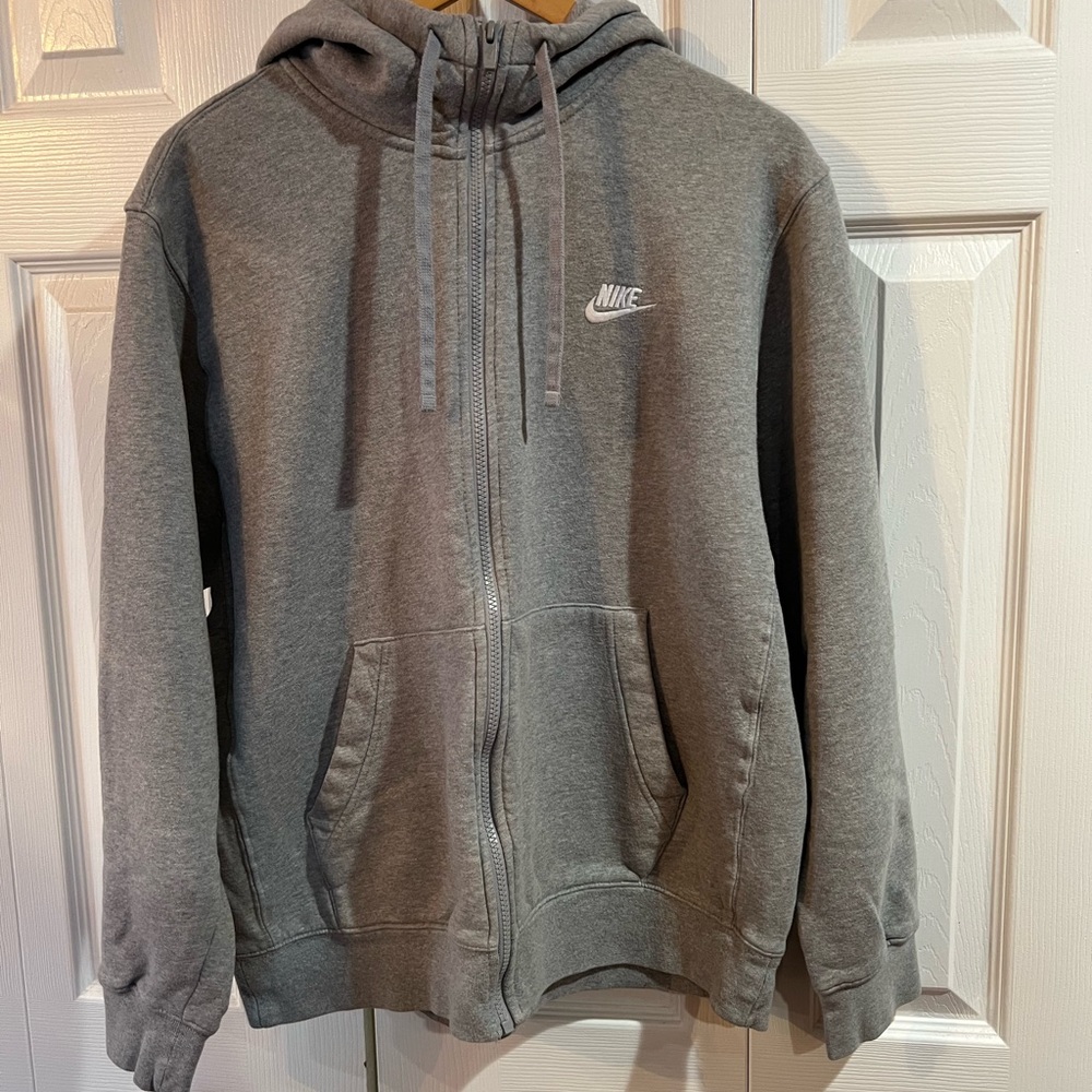 mens nike hoodie/ sweater zip up
